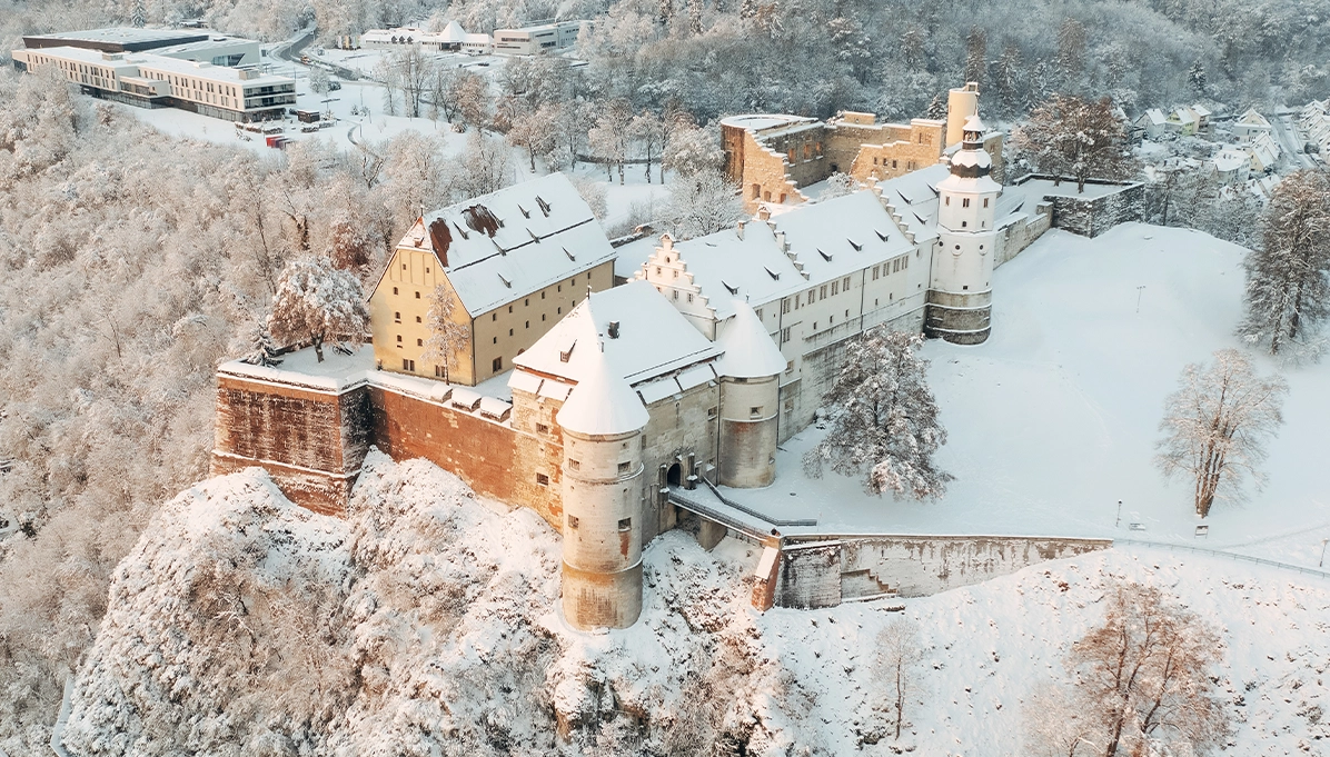 Schlossberg Heidenheim im Winter schneebedeckt