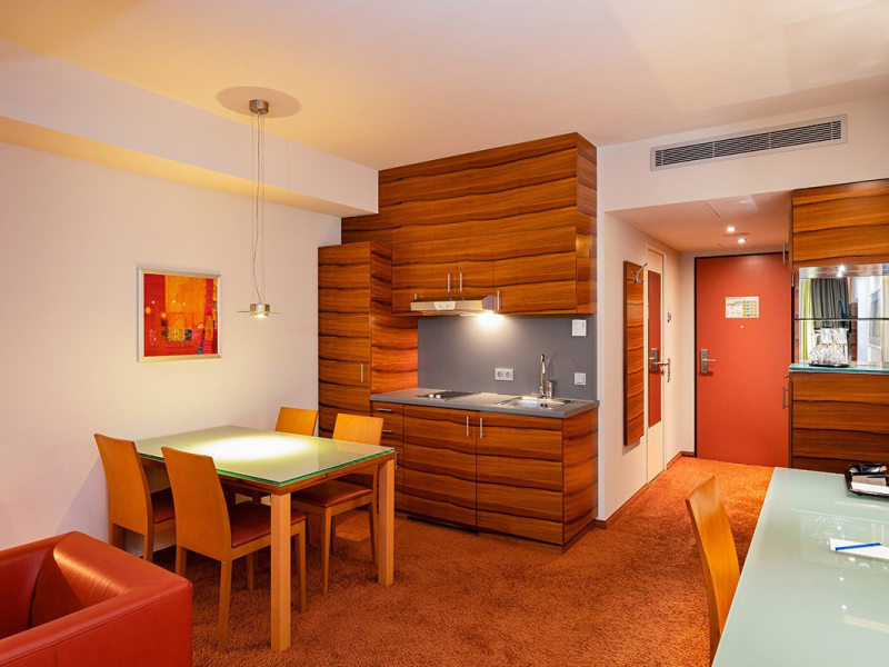 Residenz Suite / Residence Suites